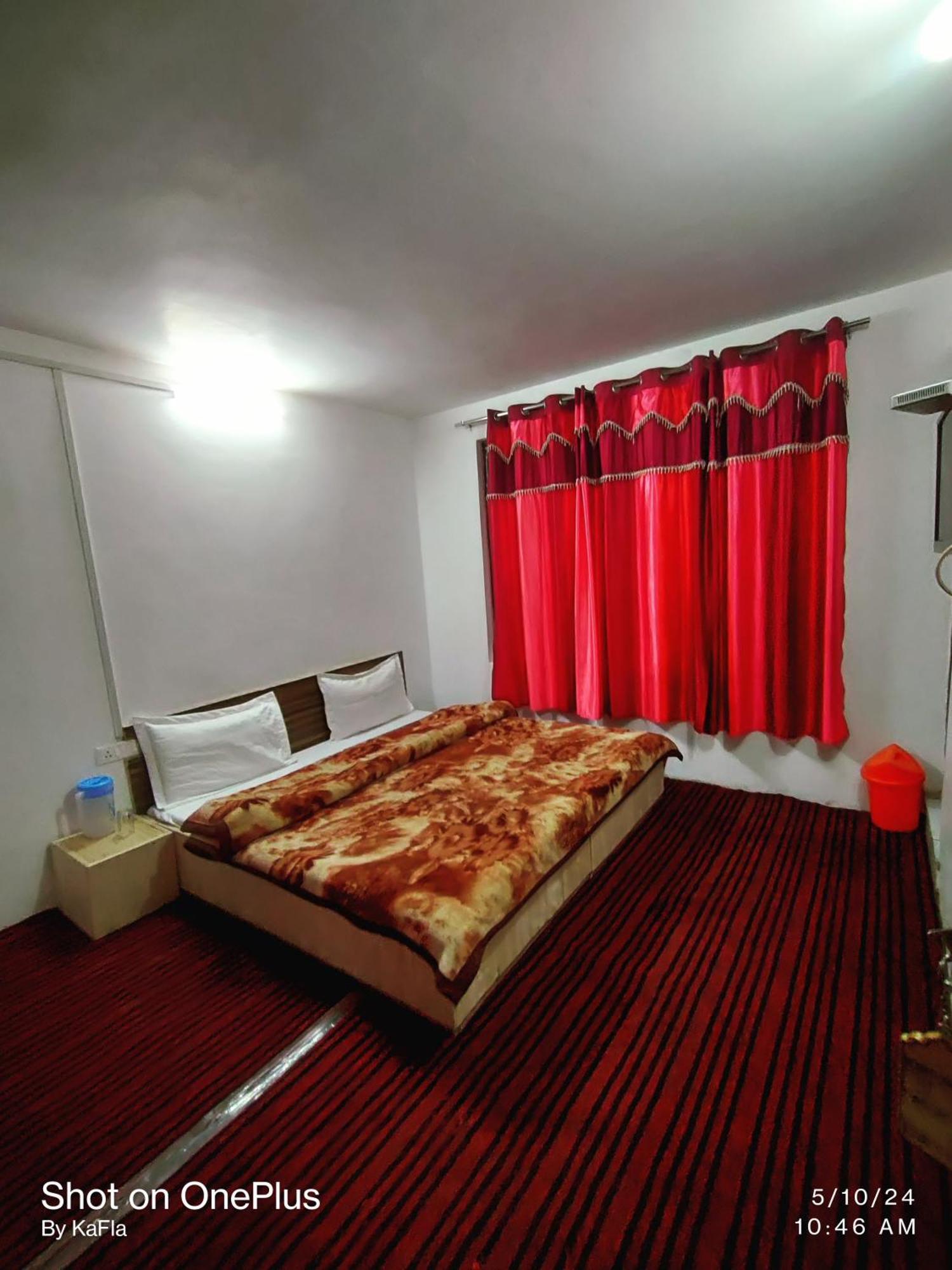 New Heaven Rose Hotel Pahalgām Kültér fotó